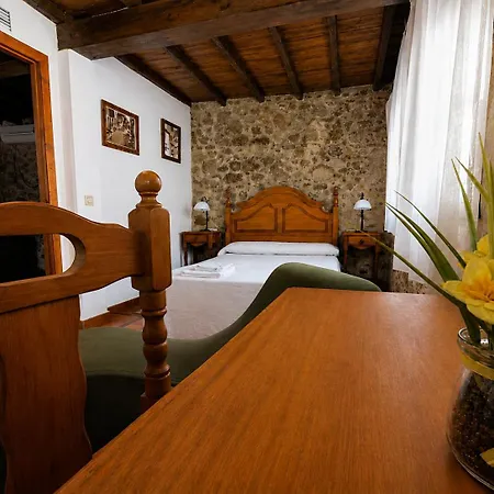 Valle Del Jerte El Huerto Del Cura 카베주엘라델발